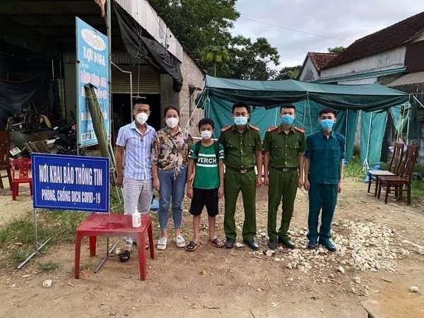 Nghệ An: Phát hiện cháu bé đi lạc giữa đêm và gia đình viết thư cảm ơn lực lượng Công an huyện Nghĩa Đàn